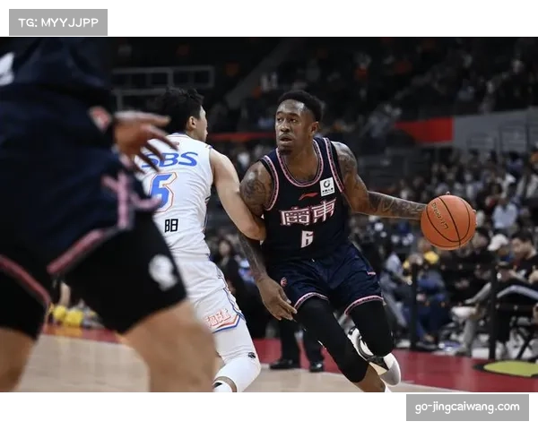 勇士114-83狂胜步行者止颓势，主场豪取五连胜